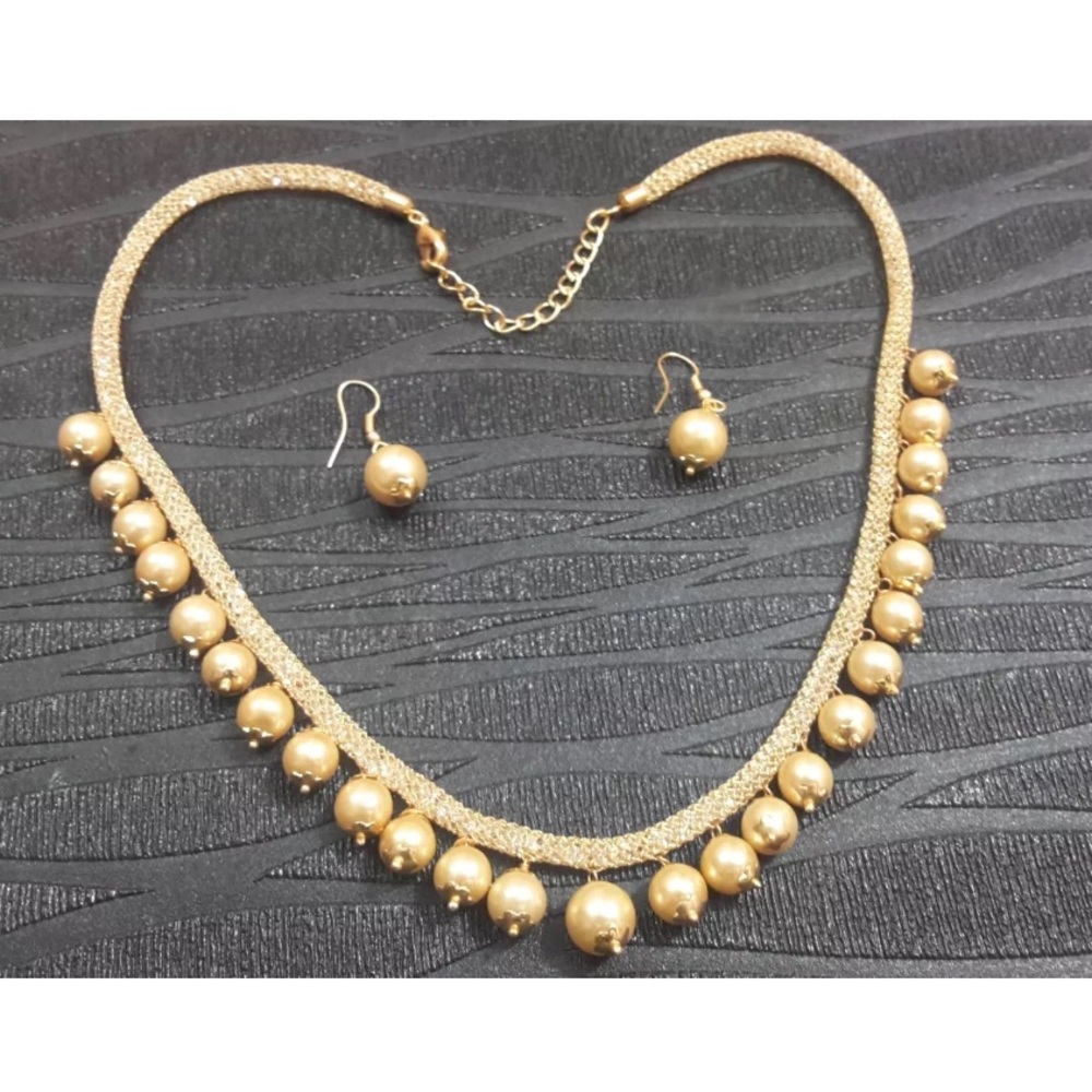 Indian Traditional Bollywood Indian Pearl Necklace set with Earring